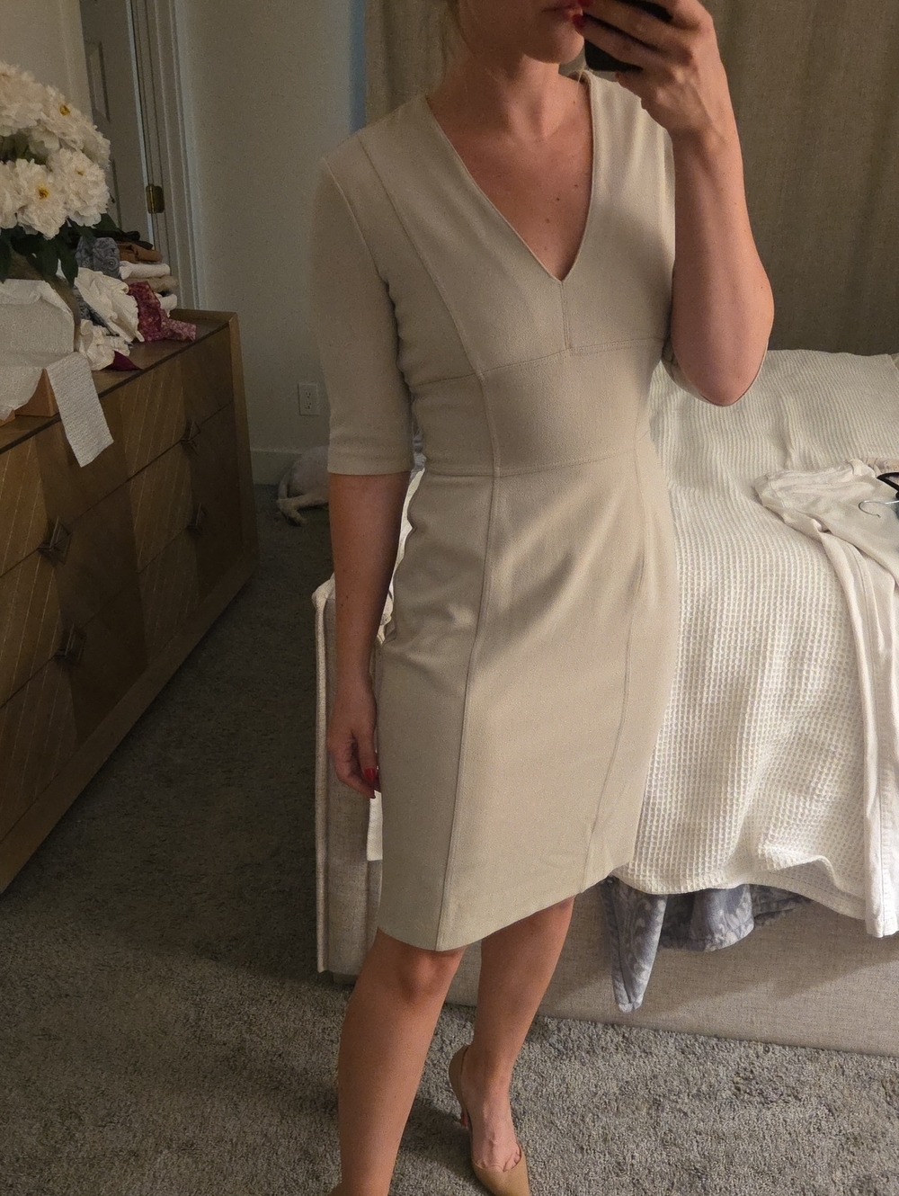 Burberry Tan Tailored V-Neck Sheath Midi Dress Women's Size 8 - Picture 15 of 16